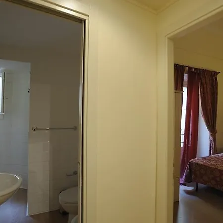 ベッド・アンド・ブレックファスト ディ ピアッツァ デル ドゥオーモ 3*