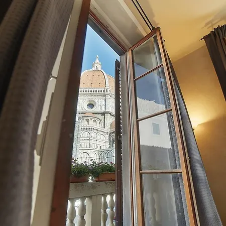 Di Piazza Del Duomo 4* فلورنس