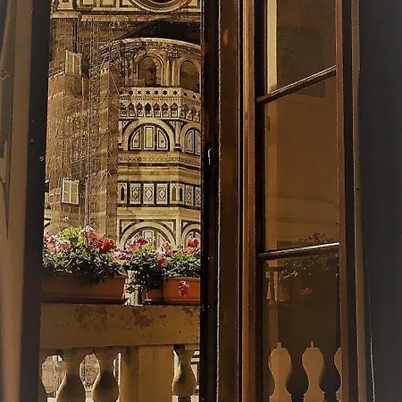 Di Piazza Del Duomo فندق مبيت وإفطار فلورنس
